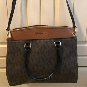 MICHEAL KORS PURSE